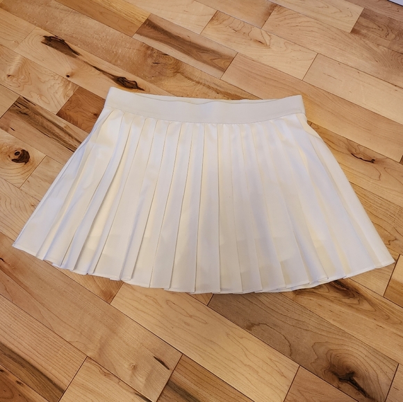 Garage Tessa Tennis Skirt White - Picture 4 of 7